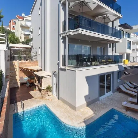 Daire Slavena Trogir